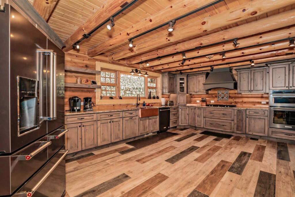 Roaring Fork Lodge Gatlinburg Extérieur photo