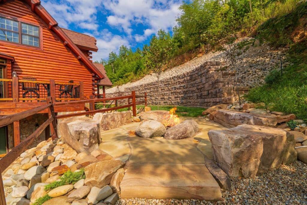 Roaring Fork Lodge Gatlinburg Extérieur photo