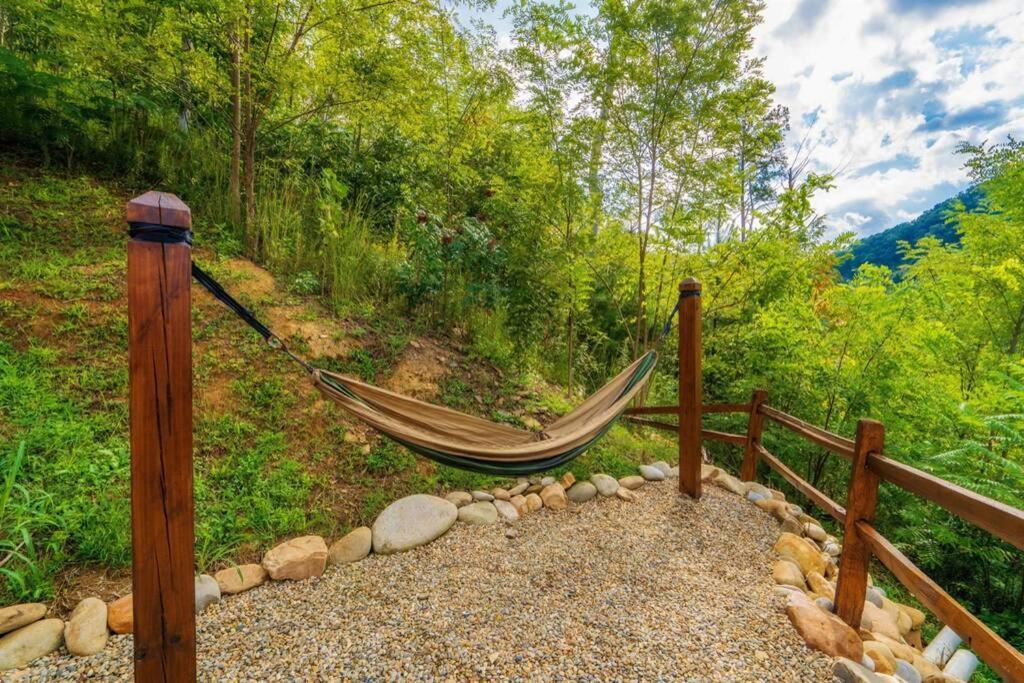 Roaring Fork Lodge Gatlinburg Extérieur photo